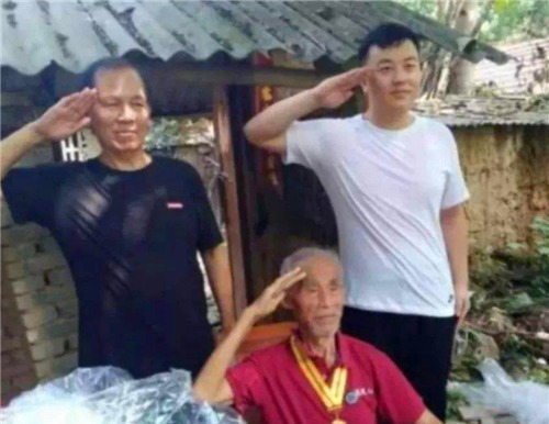 公开|老兵收藏64年的照片公开后引轰动，博物馆抢着要，它有何特殊之处