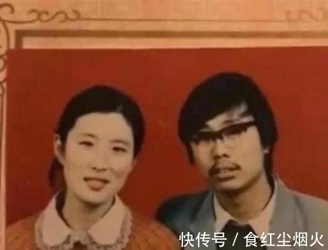 孩子|父母年轻的合照像兄弟,儿子无法谈定:爸,当年你怎么下得了手