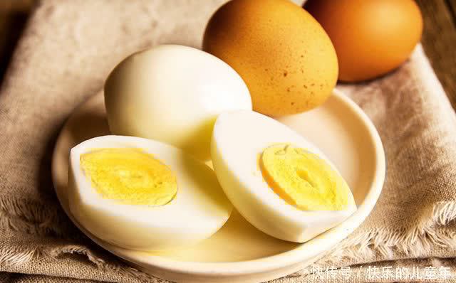 营养师不建议早餐吃燕麦、水果！想要减重吃蛋最好，加速燃烧脂肪