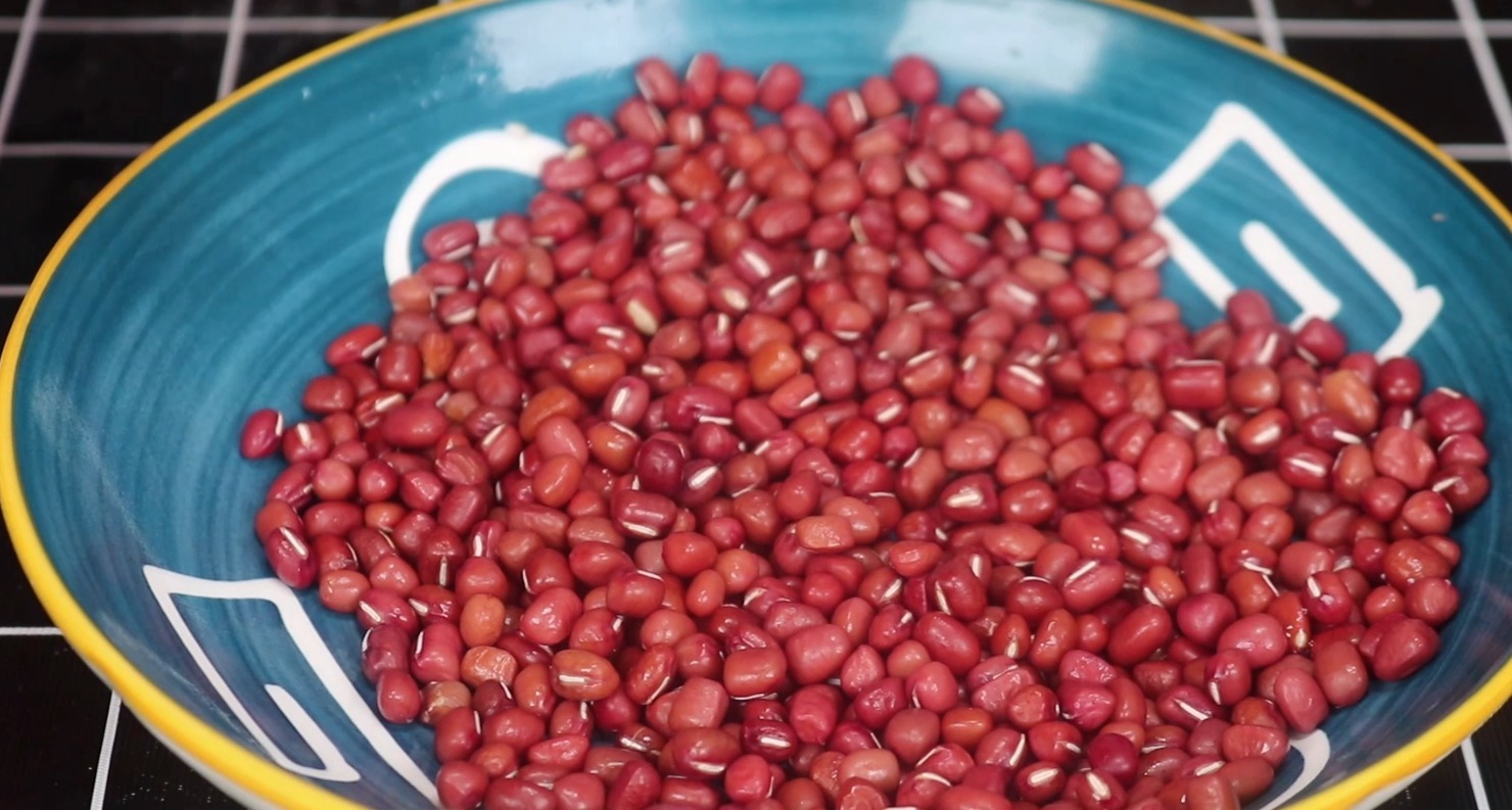 不管煮什么豆子,记住别直接下锅,多加一步,10分钟煮开花,真棒
