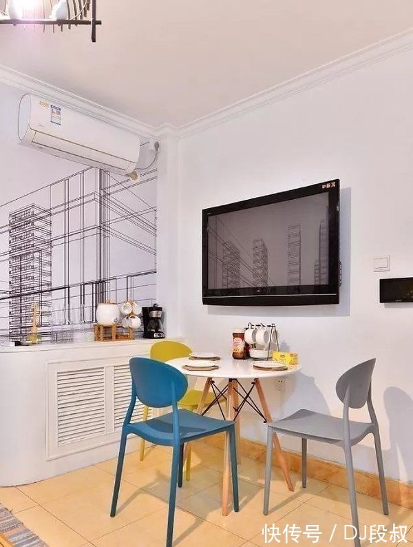 餐厅|70后阿姨的独居生活:花2万改造破房,40㎡的家,暖哭了许多网友