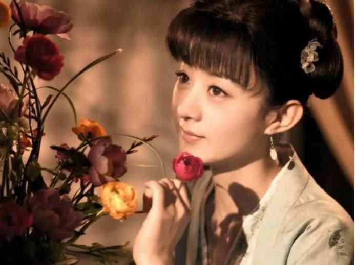 高髻|宋代女性的发式又简又仙,我们只会拉直烫头,跟宋代相比差远了