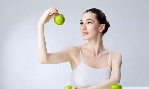 身体|每天晚11点睡、早7点起的人,最后都怎么样了?该庆幸还是该后悔