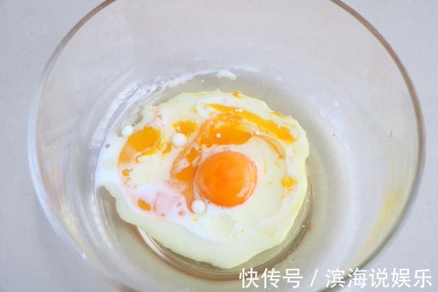 小米也能做蛋糕没有烤箱也无妨，蒸完松软又香甜