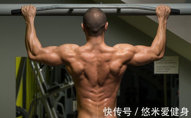 动作|避免过度训练,牢记这4个要点,加速肌肉恢复提升训练状态