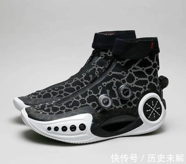 狗哥 阿迪签名鞋首发“棉花糖”配色,耐克阿迪也开始抄袭国产品牌了!