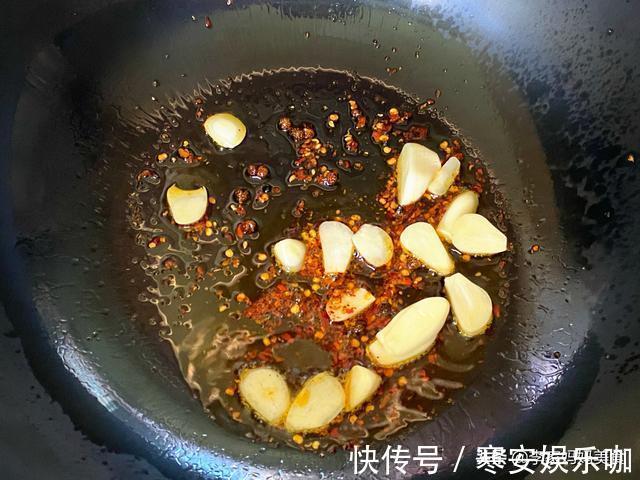 黄瓜|私藏20年腌黄瓜的配方，2 小时就能吃，黄瓜清脆爽口嘎嘣脆