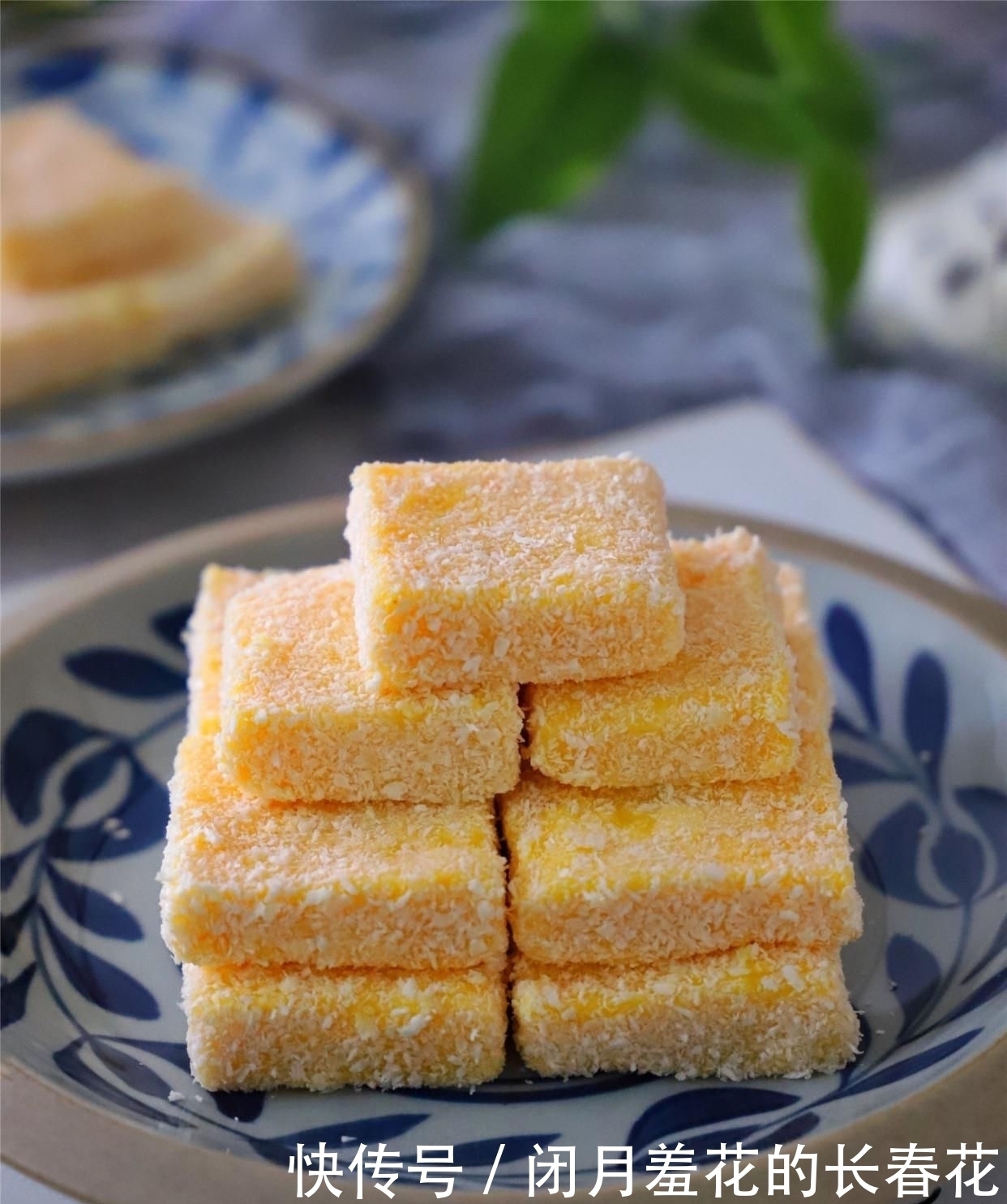 南瓜新吃法，不用面粉，不用烤箱，软糯香甜，比蛋糕简单还好吃