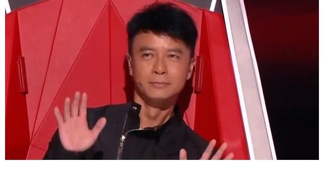 張碧晨|《好聲音2021》首播收視登頂，八位導(dǎo)師喧賓奪主，學(xué)員特色不明顯