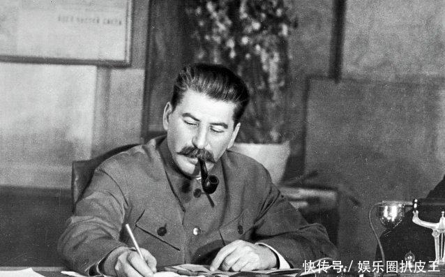 社会主义|列宁逝世后，斯大林靠什么击败托洛茨基