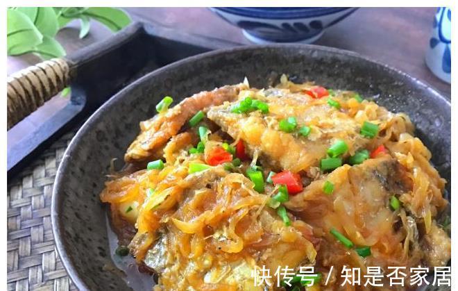 补气|带鱼最经典的家常做法，咸鲜入味，补气提鲜，看着就流口水