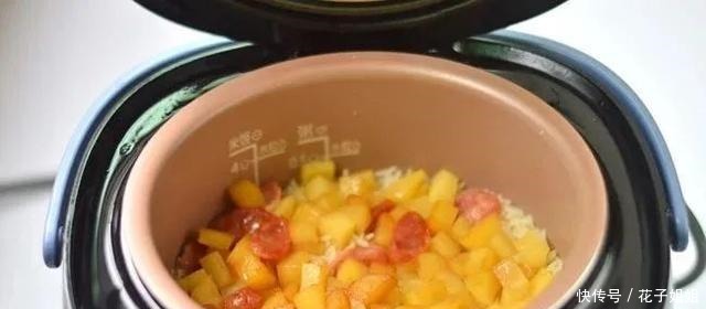 3道电饭煲版懒人焖饭，饭菜一锅出，满嘴喷香，美味省心~！