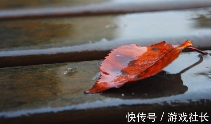 雨潇潇！七言绝句《送别》，远游多日归乡时何人相送？最后一句点明主旨