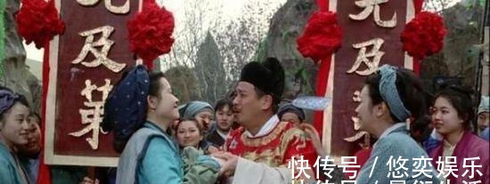 年龄@八十二岁的老头中了状元,骑马游街时作了一副对联,再也无人超越!