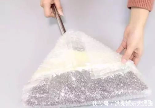 快递|老婆将快递里的“气泡垫”放在厕所里,一年能省上百块,太聪明了