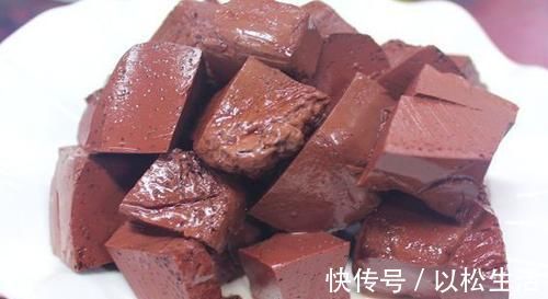 黑便|吃完猪血拉出黑便,对健康是好还是差?今天就一次性告诉你答案!