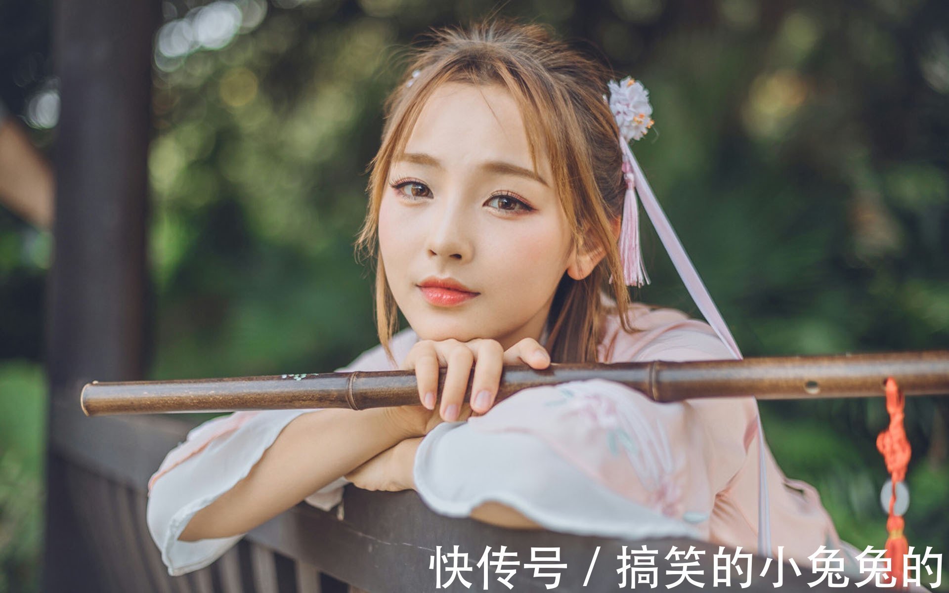 |搞笑GIF段子:姐妹们顶住,新娘马上就要胡牌了