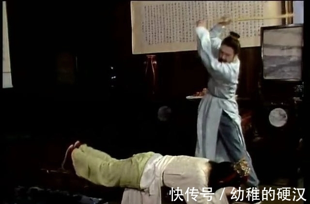 薛姨妈$一床袷纱被,一丸棒疮药,让薛宝钗的伪装掉一地,袭人也救不了她