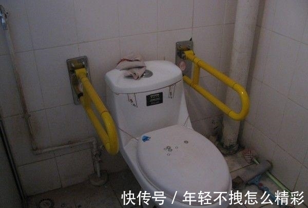 小丽|六岁女孩得白血病,离世前一直盯着厕所,妈进去发现一物泪如雨下