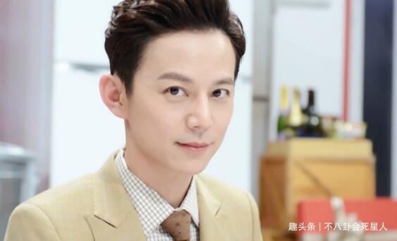 何炅|离开了滤镜的何炅长这样,《快本》抄袭被国外公开处刑,太丢人!