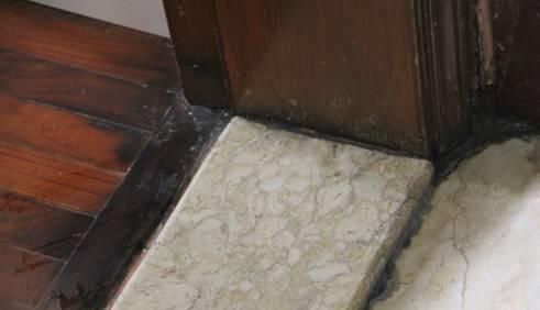 卫生间|越来越多人卫生间不装门槛石了，如今都流行这样做，太聪明了