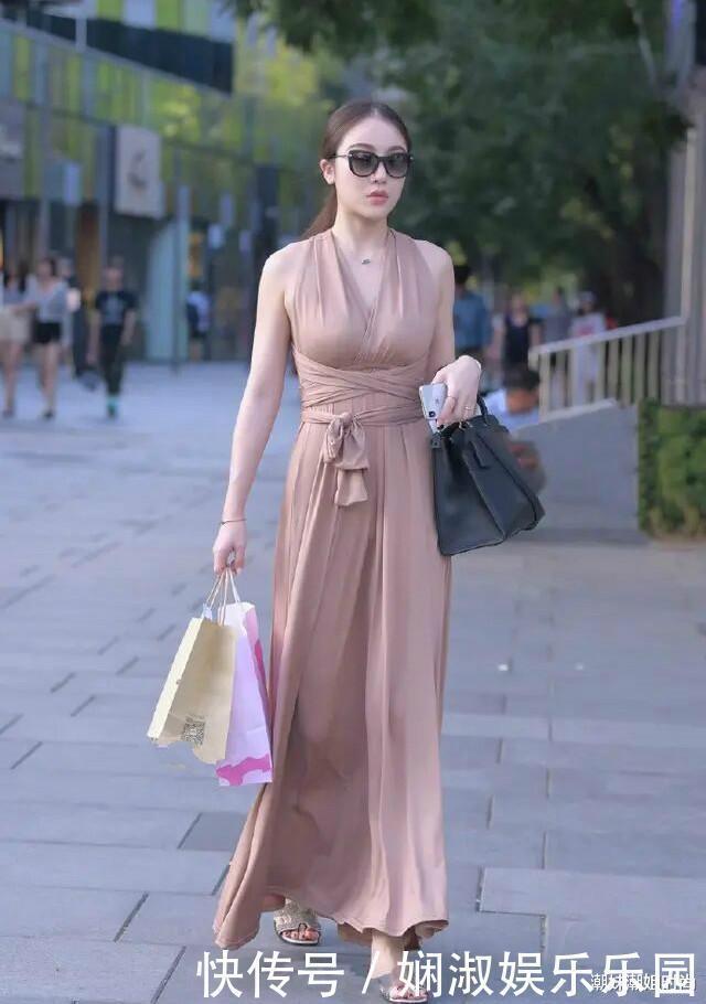 半身裙|“婴儿肥”的包臀裙美女,有设计感的才时髦好看,搭配容易