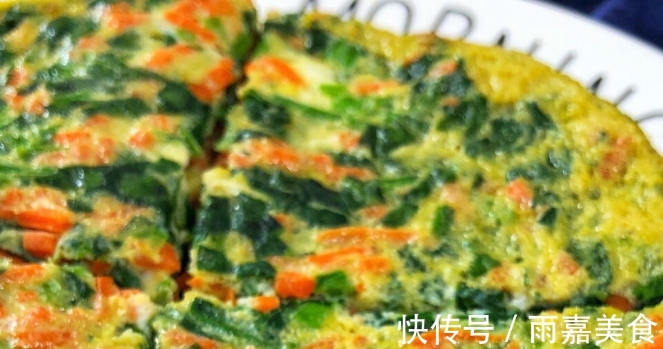 鸡蛋饼|蔬菜鸡蛋饼，5分钟做好，好吃又营养，适合不爱吃蔬菜的小朋友