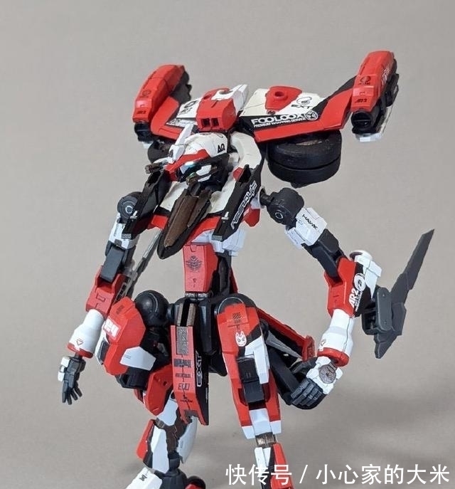 改造|30MM模型混搭改造可变形赛车模型“猩红方程式 ”