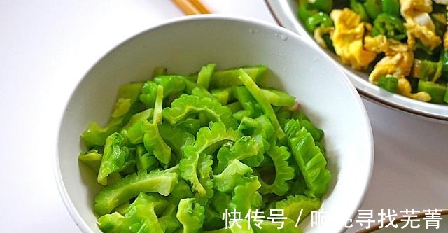 香菇|天太热,午餐随手做了4道菜,简单又家常,却格外好吃,全光盘!