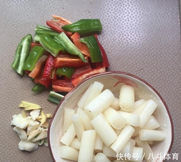 端午前最该吃它,是“穷人的阿胶”,3块钱一斤,女人常吃腰不疼!