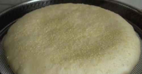 家常千层饼做法，一层层撕着吃，蓬松暄软好消化，新手也能做成功