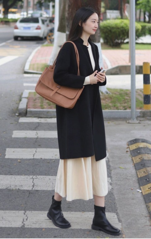 半身裙 大衣配半身裙才是新年标配,温柔优雅又得体,轻松穿出气质美