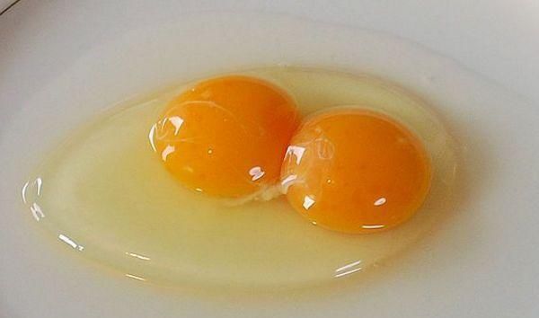 鸡蛋虽好吃又营养，但三种鸡蛋不要碰，含大量细菌，还会食物中毒