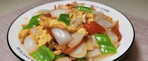 多吃洋葱护心脑,教您地道家常菜,加入鸡蛋炒一炒,天天吃不腻