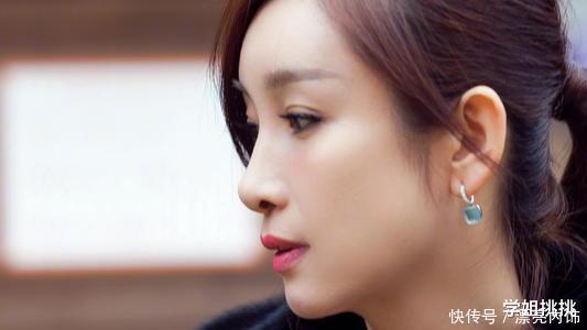 为什么刚洗完脸，感觉皮肤很光滑，没过多久毛孔就粗大