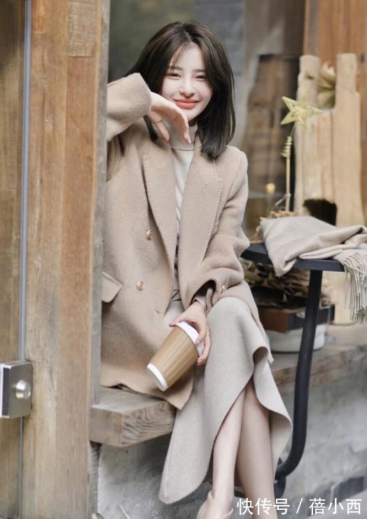 搭配|不管年纪如何,新年都得备上这些时髦的长款大衣,让你气场倍增!