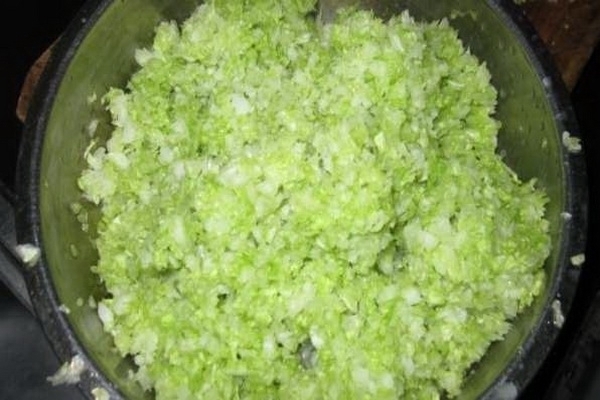 奶奶|70岁奶奶这么包饺子，我吃了好几盘，比肉饺子好吃100倍，特别香
