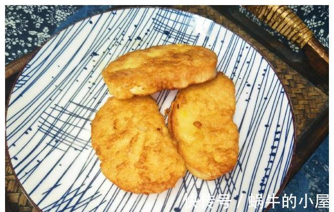 鸡蛋|炸馒头片时,鸡蛋里面多加1样,馒头片不吸油,外酥里嫩真好吃