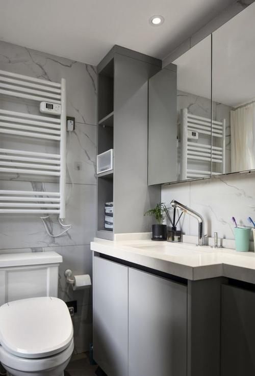 壁龛|不用花3千买储物柜,把卫生间这堵墙做壁龛,颜值高,好用到爆