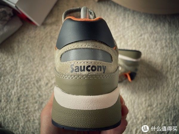 棕色 Sneaker 篇一百三十八：21年发售的三双Saucony Shadow 6000开箱