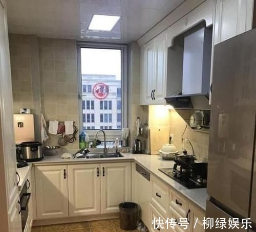 小区|为了收纳他家连卫生间都不要完工惊艳了全小区,档次十足