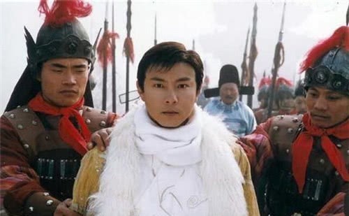 朱元璋|朱元璋指着猪蹄问沈万三：这道菜叫啥？沈万三妙答3字，才没被斩