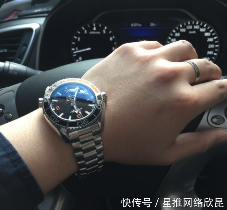 防水|欧米茄海马系列腕表中的“三驾马车”,魅力四射