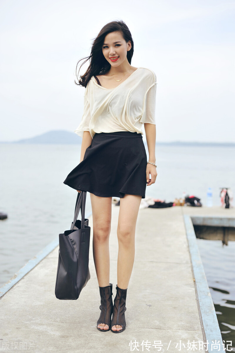 清新脱俗的美女,让人流连忘返