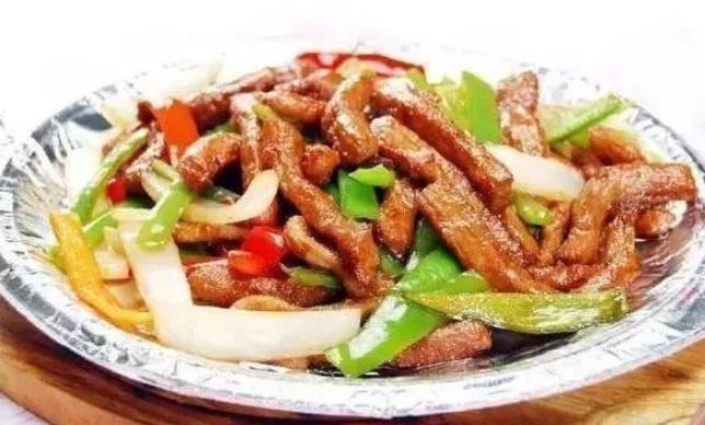 年夜饭中不可少的几道美食,简单美味汁香汤浓,都是家里人爱吃的