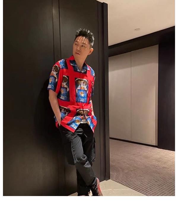 歐陽靖|霍尊總算做了件好事？退出《披荊斬棘的哥哥》后，歐陽靖補位復(fù)活