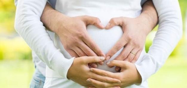 小王|顺产到底多疼?看看产妇在产房分娩的实时照片,当母亲不容易