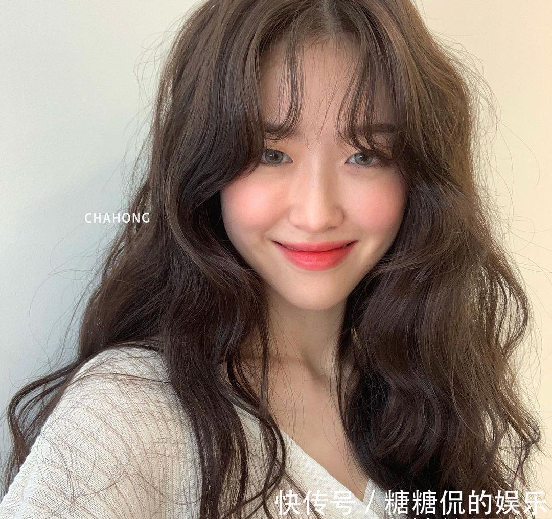 流雨|花朵烫、果冻烫是什么?下半年「韩系烫发趋势」一次看!