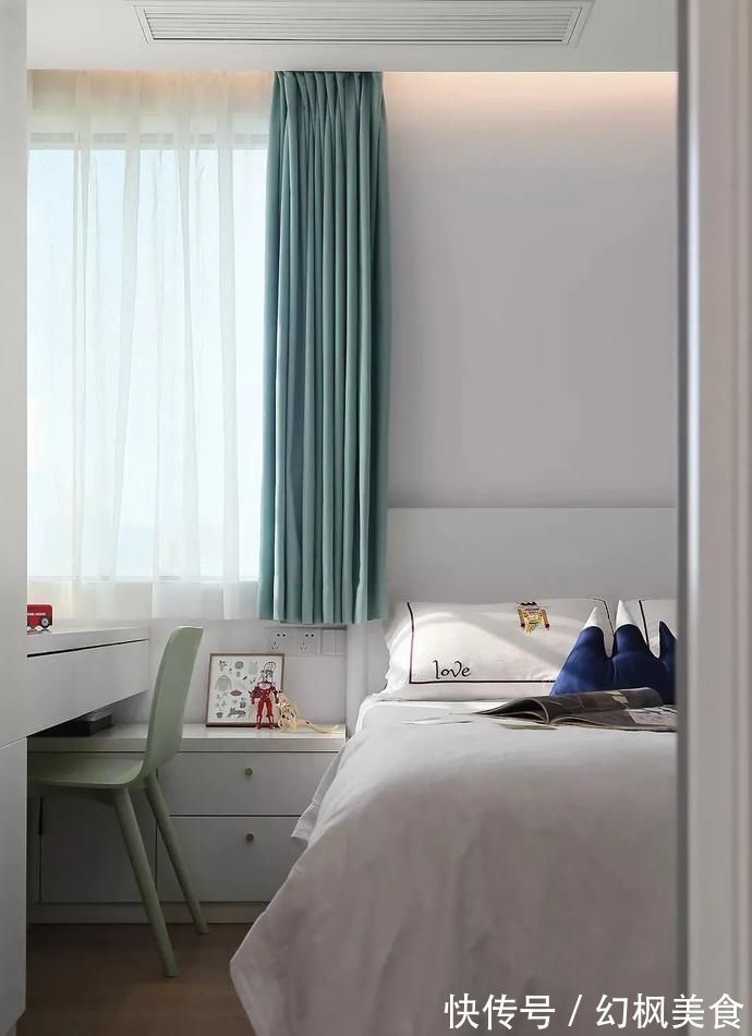 墨绿色|107㎡现代轻奢风格装修，时尚精致演绎优雅品位