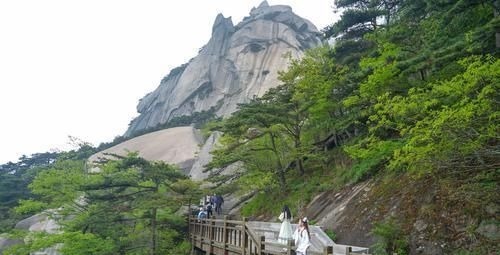 山峰|江淮地区最高山峰，天柱山因其而得名，形状却让人捉摸不透